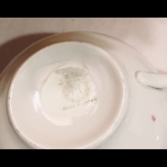 Vintage Noritake Porcelain Yea Cups and Saucers - Picture 8 of 9
